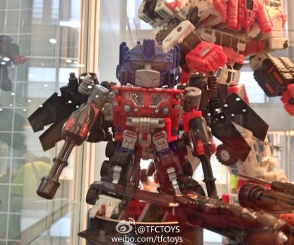 TFC Toys Ares Beast Modes SD JetwingOptimus Prime Not Defensor Streetwise Project Image  (8 of 11)